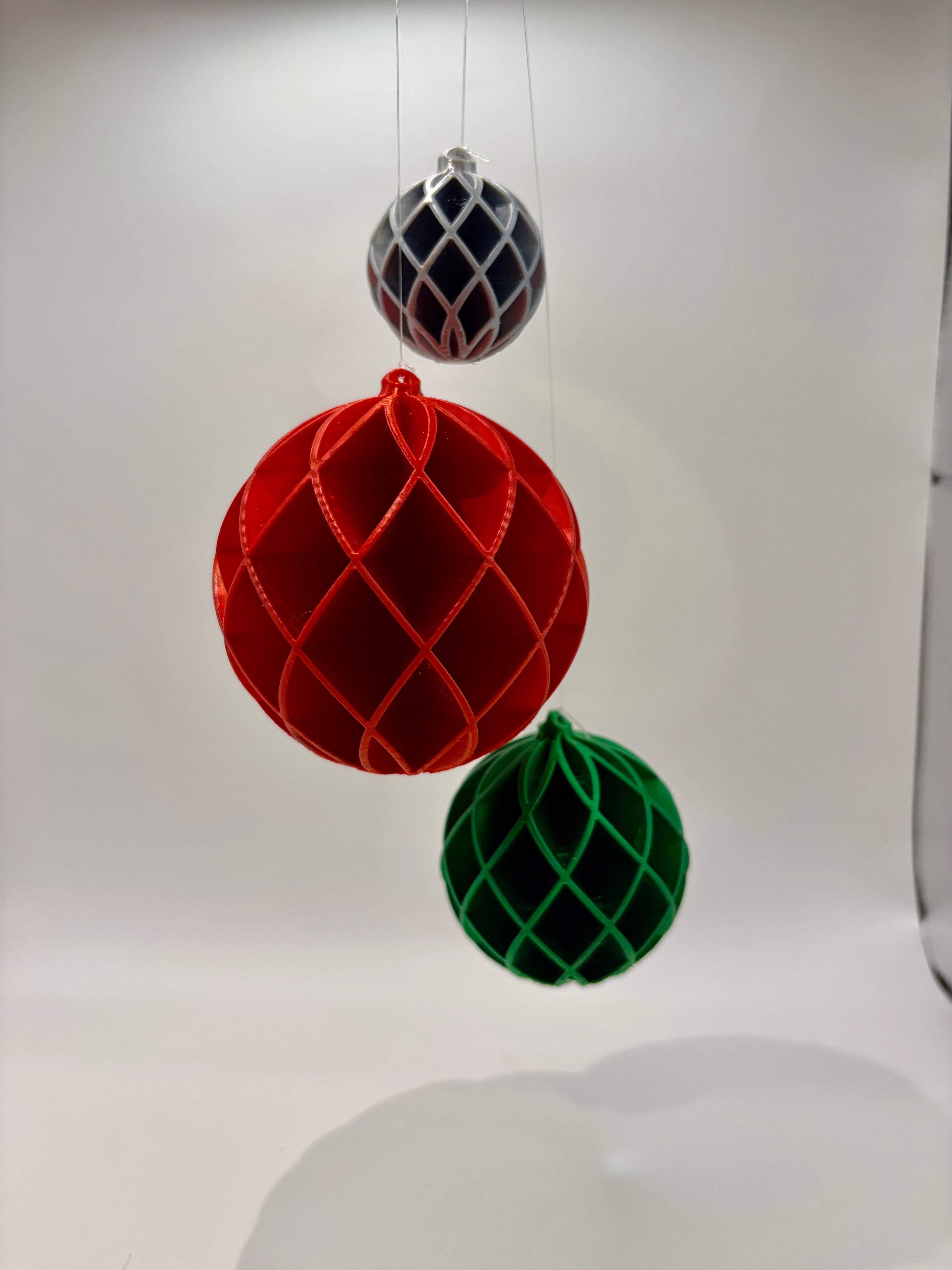 Modern Ribbed Christmas baubles
