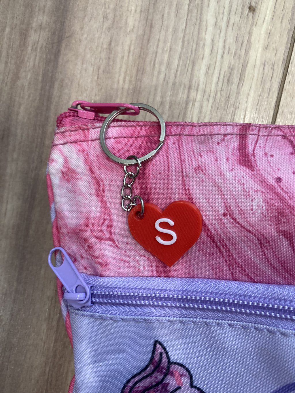 2 PIECE CUSTOMISABLE Red Love heart with white initial key chain